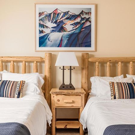 Majestic Valley Wilderness Lodge Sutton-Alpine 외부 사진