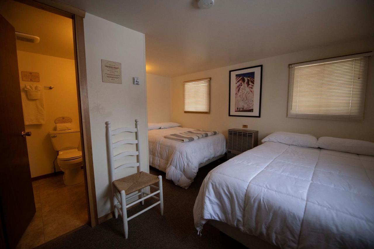 Majestic Valley Wilderness Lodge Sutton-Alpine 외부 사진